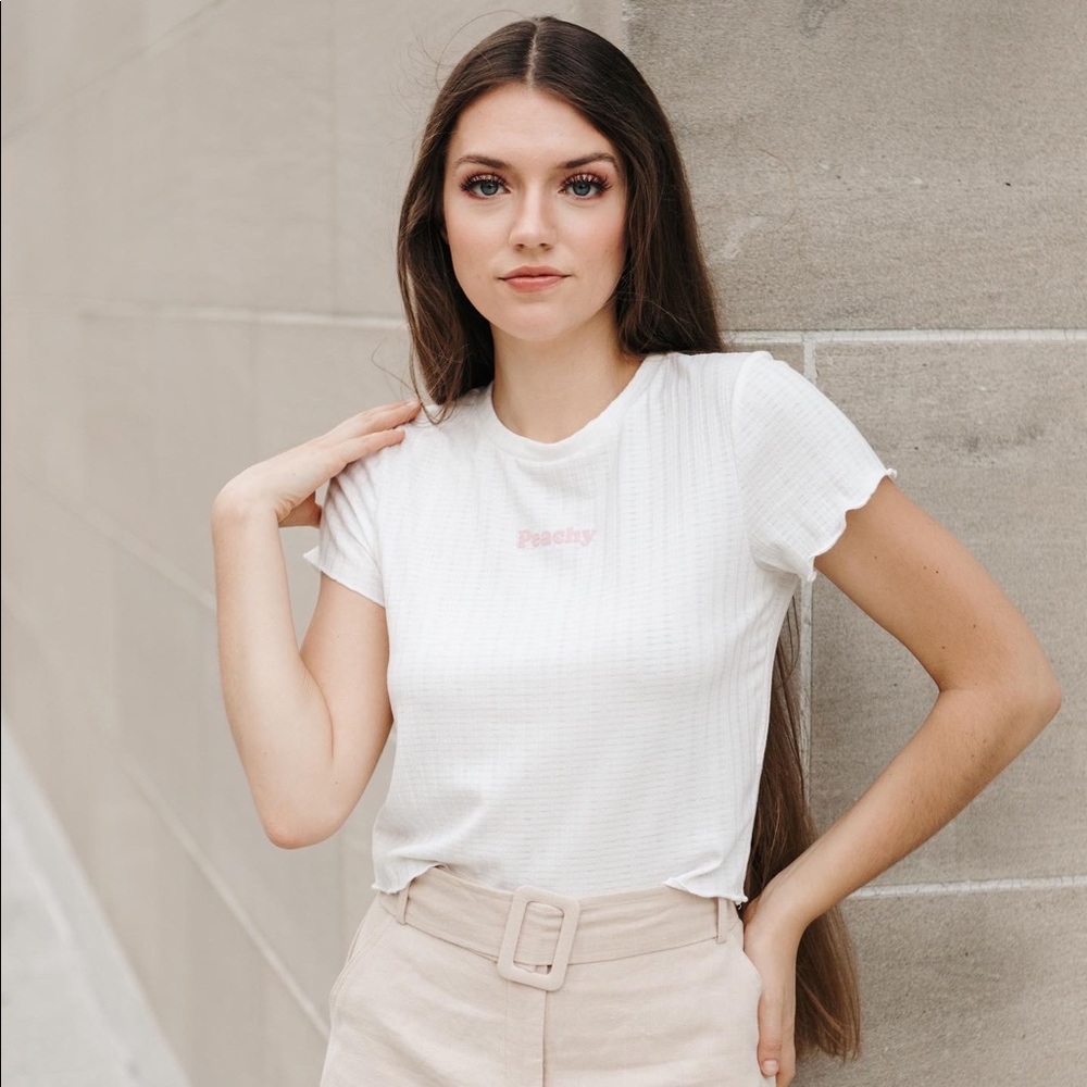 Peachy Ribbed Tee